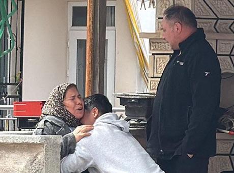 Antalya'da Epilepsi Hastası Genç Adam Evinde Ölü Bulundu: Anne Feryadı Yürek Dağladı