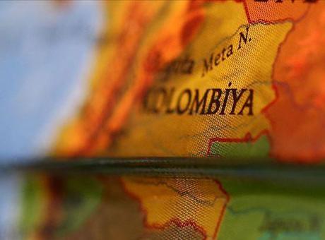 Kolombiya Ordusuna Ait Askeri Nakliye Uçağı Kalkışta Kaza Yaptı