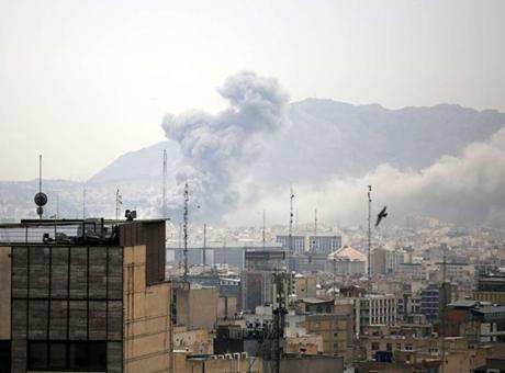 ABD-İsrail Saldırıları: Ölü Sayısı 2 Bine Yaklaştı, 212 Çocuk Hayatını Kaybetti