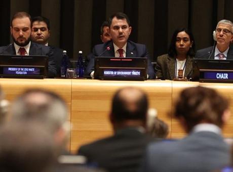 Sıfır Atık Günü'nde Bakan Kurum'dan Kritik Mesaj: 'Sıfır Atık Bir Mecburiyettir'