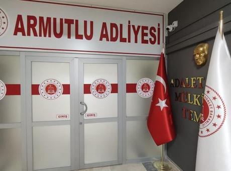 Yalova'da Çalılık Alanda Erkek Cesedi Bulundu, Soruşturma Başlatıldı