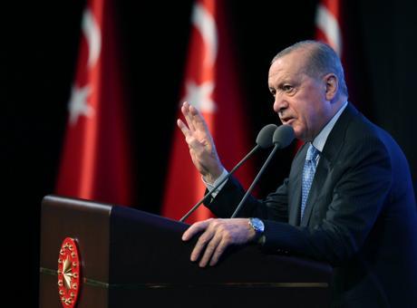 Cumhurbaşkanı Erdoğan'dan Milli Takım'a Övgü: 2026 Dünya Kupası Yolunda Başarılar