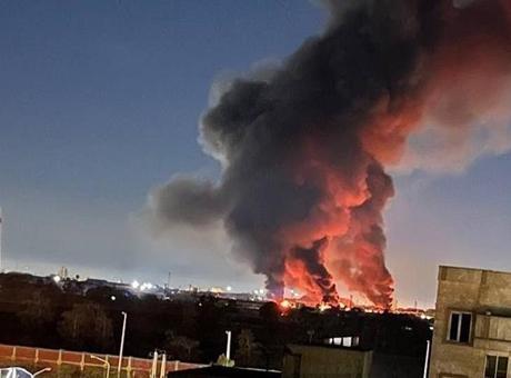 İsrail'den İran'a Yönelik Saldırı Dalgalanması: Tahran ve Karaj Hedefte