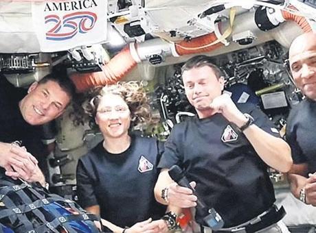 NASA'nın Artemis II Misyonu: Ay'a İnsanlı Yolculukta Tarihi Anlar