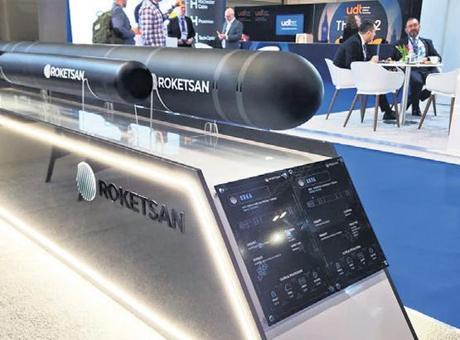 ROKETSAN, Londra'da Savunma Teknolojileri Etkinliğinde Yerini Aldı