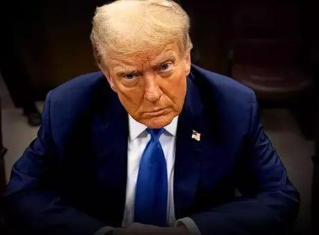 Trump'tan Çarpıcı Açıklama: 'İran Gemisini Vurduk!''