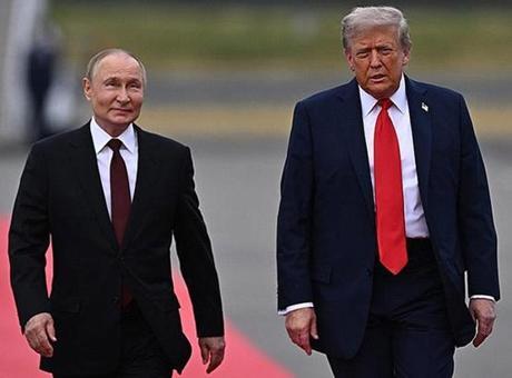 Trump ve Putin'den İran Üzerine Kritik Telefon Görüşmesi
