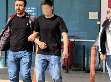 5 Yıl Süren Kin Cinayetle Sonuçlandı: Babasını Darp Eden Şahsa Saldırı