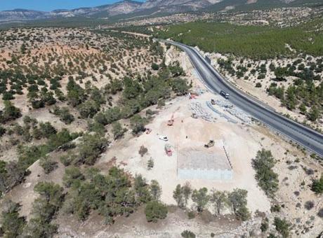 Ulaştırma Bakanlığı, Silifke-Mut Yolu'nda Büyük Tasarruf Sağlayacak Proje Başlattı