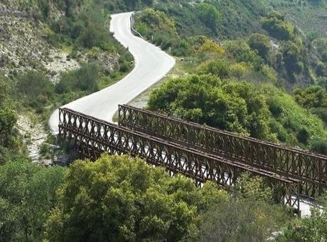 Trozena Köyü'nün Satışı: Rumlar İsraillilere Kaptırdıkları Yüzünden Pişmanlık Duyuyor