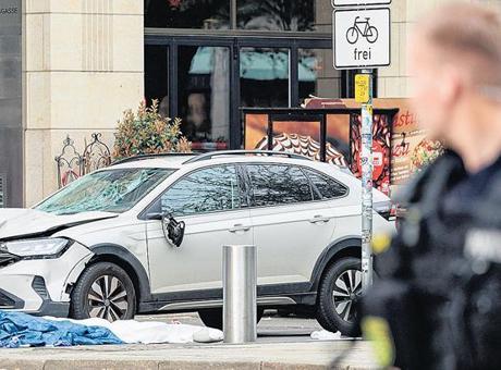 Almanya'da Araçla Saldırı: 2 Ölü, Çok Sayıda Yaralı