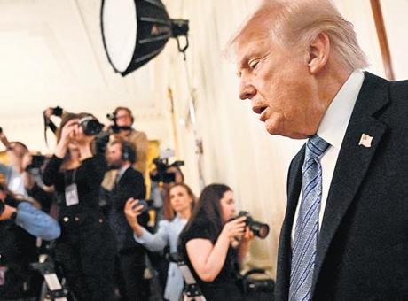 Hürmüz Boğazı'ndaki Çatışmaların Önü Alınamıyor: Trump 'Mini Savaş' Dedi