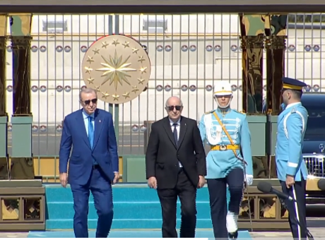 Cumhurbaşkanı Erdoğan, Cezayir Cumhurbaşkanı Tebbun'u Külliye'de Karşıladı