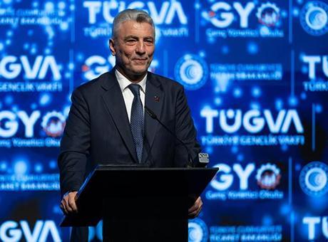 Ticaret Bakanı Bolat: Türkiye'nin Geleceği Gençler ve Girişimcilerle Şekillenecek