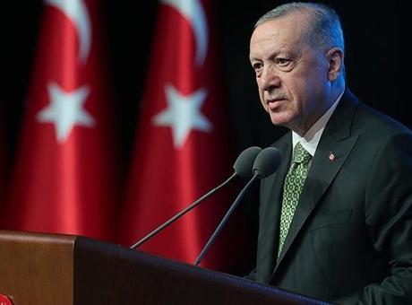 Cumhurbaşkanı Erdoğan'dan Galatasaray'a Üst Üste 4. Şampiyonluk Tebriği