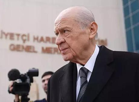 MHP Lideri Bahçeli'den Galatasaray'a Şampiyonlar Ligi için Tebrik Mesajı