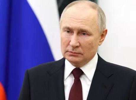 Kremlin'den Kritik Açıklama: Putin, Zelenskiy ile Görüşmeye Hazır