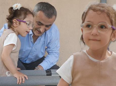 Minik Lina'nın Yürüyüş Hayali: Baba Sadık Yalçınkaya'nın Fedakarlığı