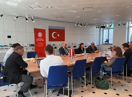 Varşova'da 'NATO’nun Geleceği' Paneli Düzenlendi