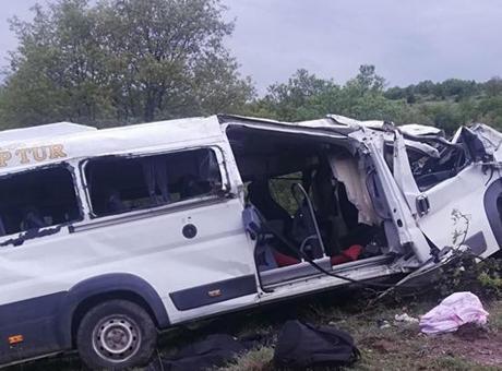 Yozgat'ta Feci Kaza: Öğrenci Servisi Devrildi, 3 Kayıp Verildi