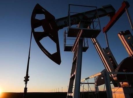 İran'dan Çarpıcı İddia: ABD, Petrol Yaptırımlarını Geçici Olarak Askıya Almaya İkna Oldu