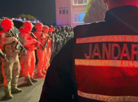 İzmir'de Büyükşehir İştirakine Operasyon: Eski İZBETON Müdürü Aranıyor