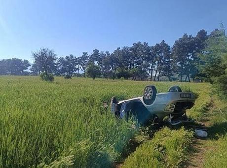 Köpeğe Çarpmamak İçin Yön Değiştiren Sürücü, 6 Yaşındaki Kızını Hayatından Etti
