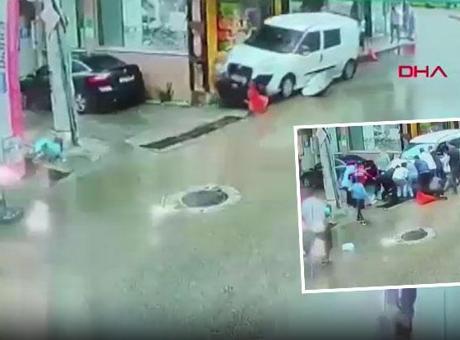 Ana ve Oğula Trafik Kazasında Şok Anlar: Hafif Ticari Araç Tarafından Altına Alındılar