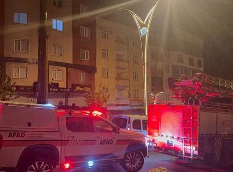 Hakkari'de Temel Kazısı Sonrası Altı Bina Tahliye Edildi