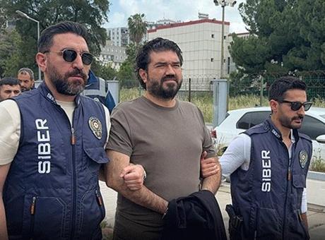 Rasim Ozan Kütahyalı'nın Tutuklanma Operasyonunun Gizemi: Kırılan Telefonun İçindeki Bilgiler