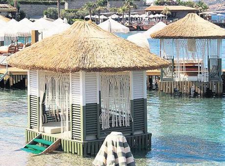 Çeşme'de Yerel Mekânlar İçin Giriş Ücretleri Belli Oldu