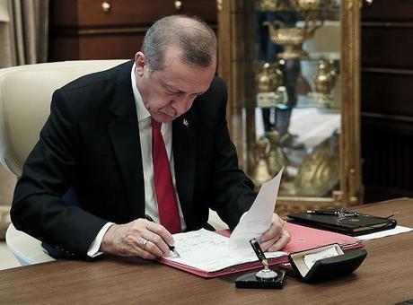 Cumhurbaşkanı Erdoğan'dan İki Yeni Kanun Onayı Resmi Gazete'de Yayınlandı