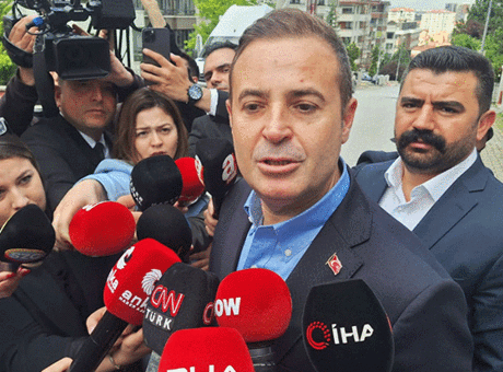 Balıkesir Büyükşehir Belediye Başkanı Ahmet Akın'dan Kılıçdaroğlu'na Destek Mesajı