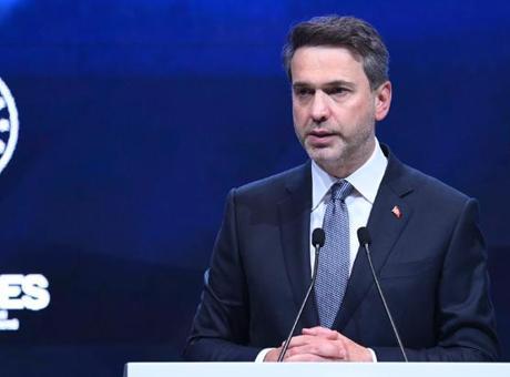 Enerji Bakanı Bayraktar: Türkiye Yeni Enerji Mimarisiyle Geleceğe Hazırlanıyor