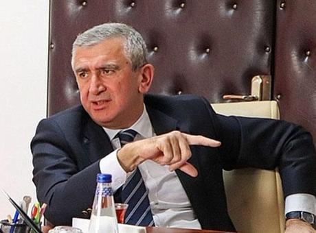 Akçakoca Belediye Başkanı Fikret Albayrak, İddialar Üzerine Gözaltına Alındı