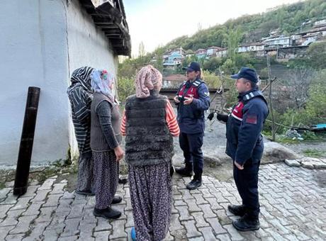 Tokat'ta Şiddetli Yağışlar Sonrası Heyelan Riski: Mülk Köyü Tahliye Edildi