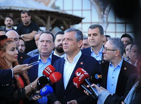 Son Dakika: Kılıçdaroğlu, Özgür Özel'in Kurultay Teklifine Cevap Verdi