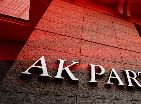 AK Parti'de Yönetim Değişikliği: 4 İlde Yeni İl Başkanları Atandı