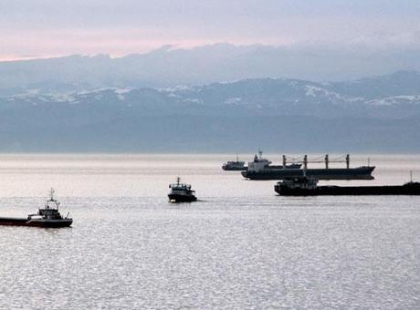 Karadeniz'de İHA Saldırısı: İki Ticari Gemide Hasar Meydana Geldi