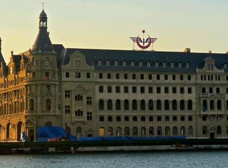 Haydarpaşa Garı'ndaki Restorasyon Çalışmaları Tamamlandı, Tarihi Cepheler Gün Yüzüne Çıktı