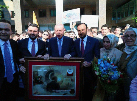 Gençlerin Babalar Günü Sürprizi Cumhurbaşkanı Erdoğan'la Buluştu