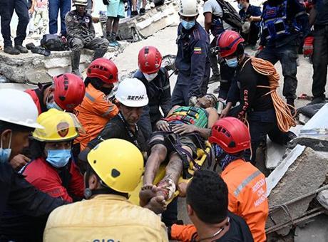 Venezuela'da Yıkıcı Depremler Sonrası Durum Critik: Can Kaybı 920'ye Yükseldi