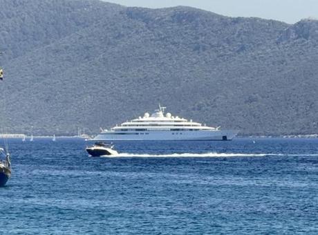 Bodrum'da Görülmemiş Lüks: 150 Milyon Dolarlık 'Golden Odyssey' Süper Yatı