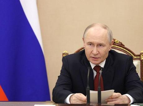 Putin, Akaryakıt Krizini Kabullendi; Dizel İhracatını Yasaklamak Üzerine Değerlendirmelerde Bulundu
