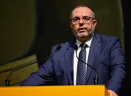 Prof. Dr. Erhan Afyoncu'dan kritik uyarı: 'Doğurganlık hızı Türkler için savaştan daha büyük bir tehdit'