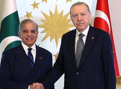 Cumhurbaşkanı Erdoğan, Pakistan Başbakanı Şahbaz Şerif ile İkili Görüşme Gerçekleştirdi