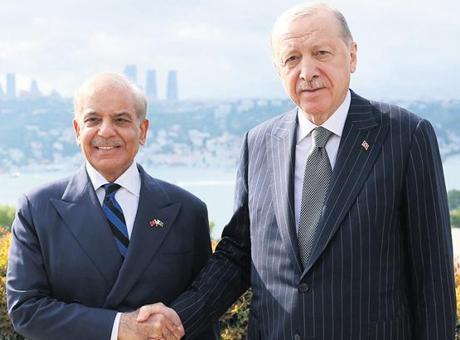 Cumhurbaşkanı Erdoğan, Pakistan Başbakanı Şahbaz Şerif ile Görüştü: 'İsrail Hükümeti Savaş Bağımlısı'