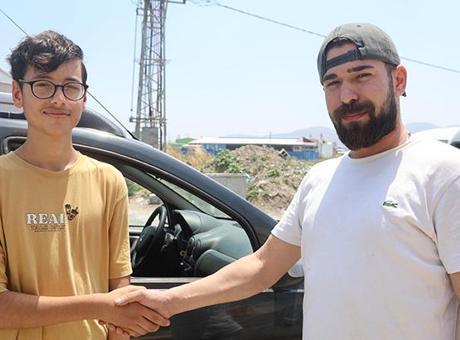 Vicdanım Rahatladı: Unutulan Telefonun Sahibine Ulaştırılması Hikayesi