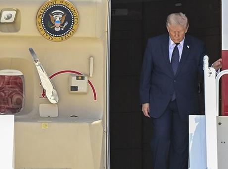 Trump, NATO Zirvesi Sonrası Dönüş Uçağını Değiştirdi: Güvenlik Endişeleri Mi?