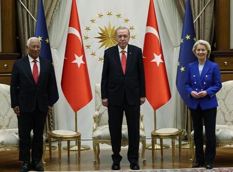 Cumhurbaşkanı Erdoğan, AB Liderleri ile NATO Zirvesi Kapsamında Görüştü